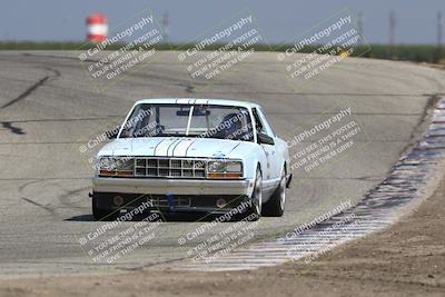media/Sep-28-2025-24 Hours of Lemons (Sun) [[5dfe0e5f6e]]/12pm (Outside Grapevine)/